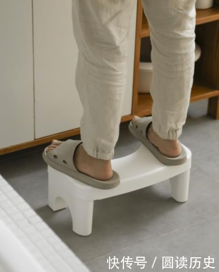 脚麻|不管你有多穷,咬牙也要给卫生间装上这些玩意儿,结实耐用还不贵