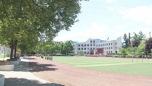 学生|汇川：厚植思想道德根基 强化精神文明建设