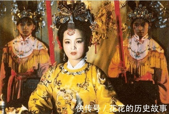 红楼梦@谁在凤姐梦中夺了贾元春的凤冠霞帔 说出来你可能不信!