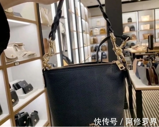 李女士|选择代购要谨慎！该行水货超9成，很多不明真相的消费者还在送钱