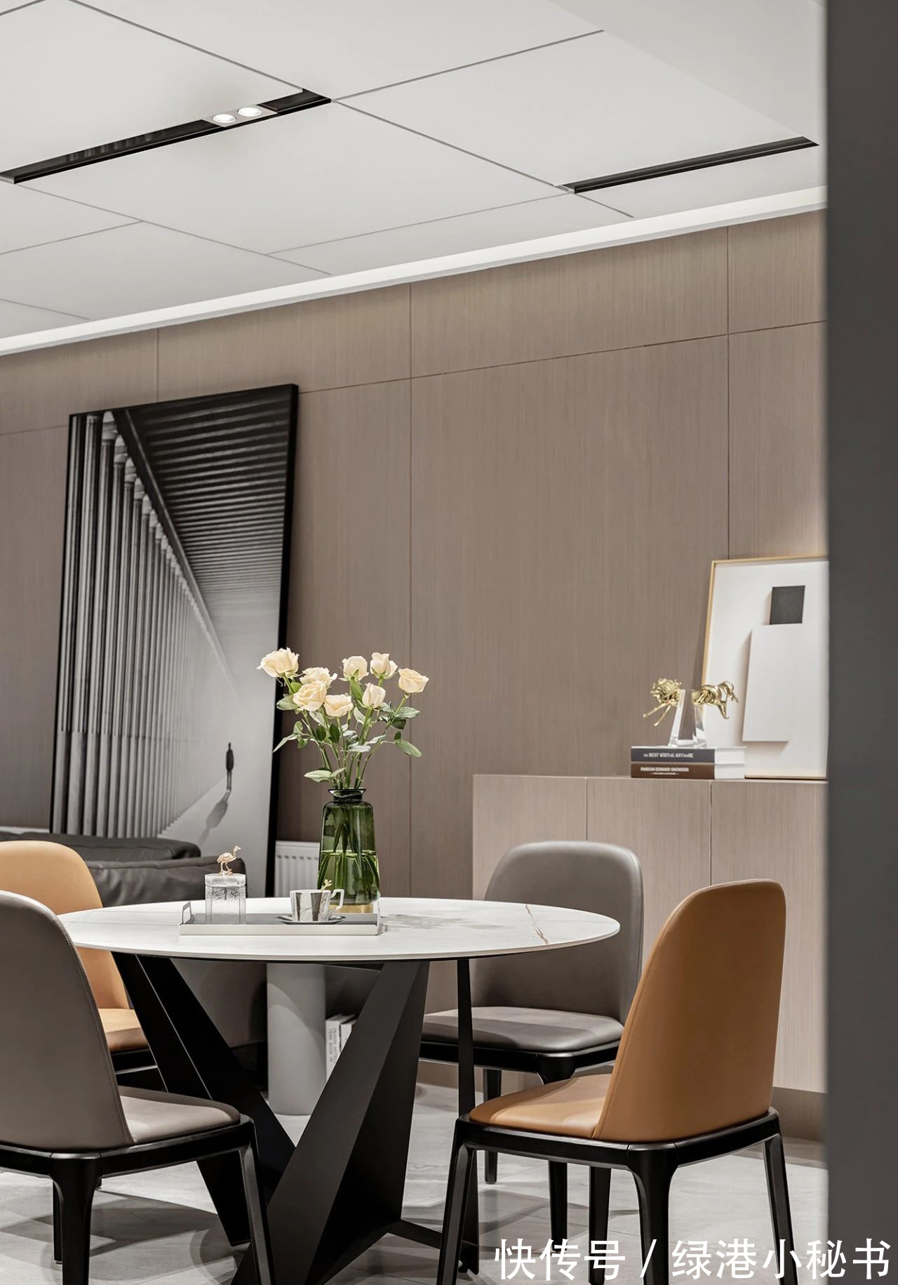 灰调|装修案例欣赏：绝绝子！仪式感满分的100平现代风设计！