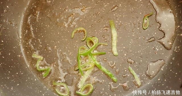 喜欢吃|当你没有食欲时,试着喝一碗痘痘汤,他温暖可口