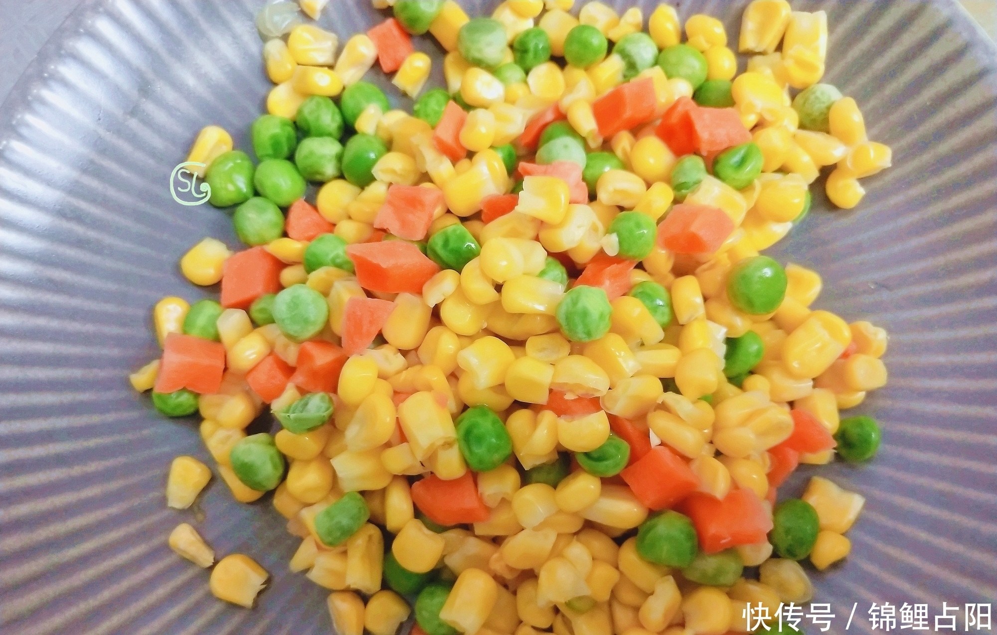 秋季|秋季我家经常做这道菜,简单一做就出锅,上桌比大鱼大肉受欢迎