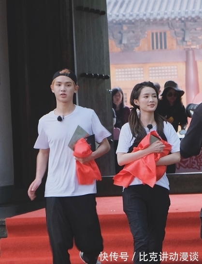 身材|《极限挑战宝藏行》路透,王彦霖张彬彬加入,却被他的身材给秀到