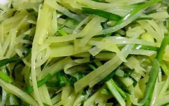 比节食瘦身，便秘消失，腹部不鼓，腰细腿细，皮肤变得娇嫩