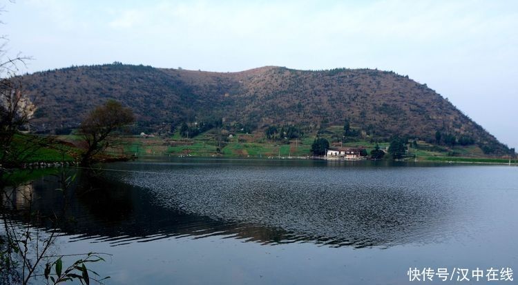 老年|汉中南郑有个地方叫马鞍山，好一派田园风光