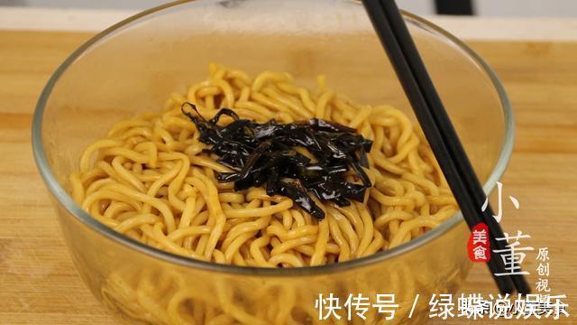 葱油拌面|1把香葱,1碗面,不需要复杂流程,简单一拌,越吃越想吃