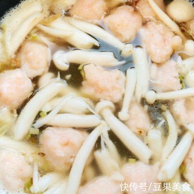 小青菜|#少盐饮食 轻松生活#菌菇虾滑汤