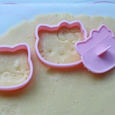 面团|萌趣KT曲奇饼干