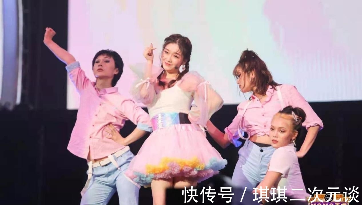 陌陌《HELLO女神》總決賽開戰(zhàn)在即,錦鯉貝貝積極備戰(zhàn)