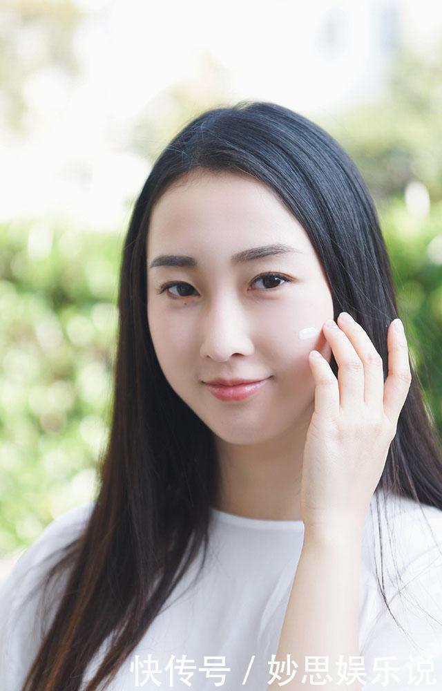 “长期化妆”和“长期素颜”的女生,几年后会有什么变化?