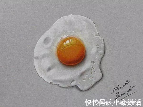 铅笔#颠覆你的认知,她用彩色铅笔画出的超写实画作,质感太赞了