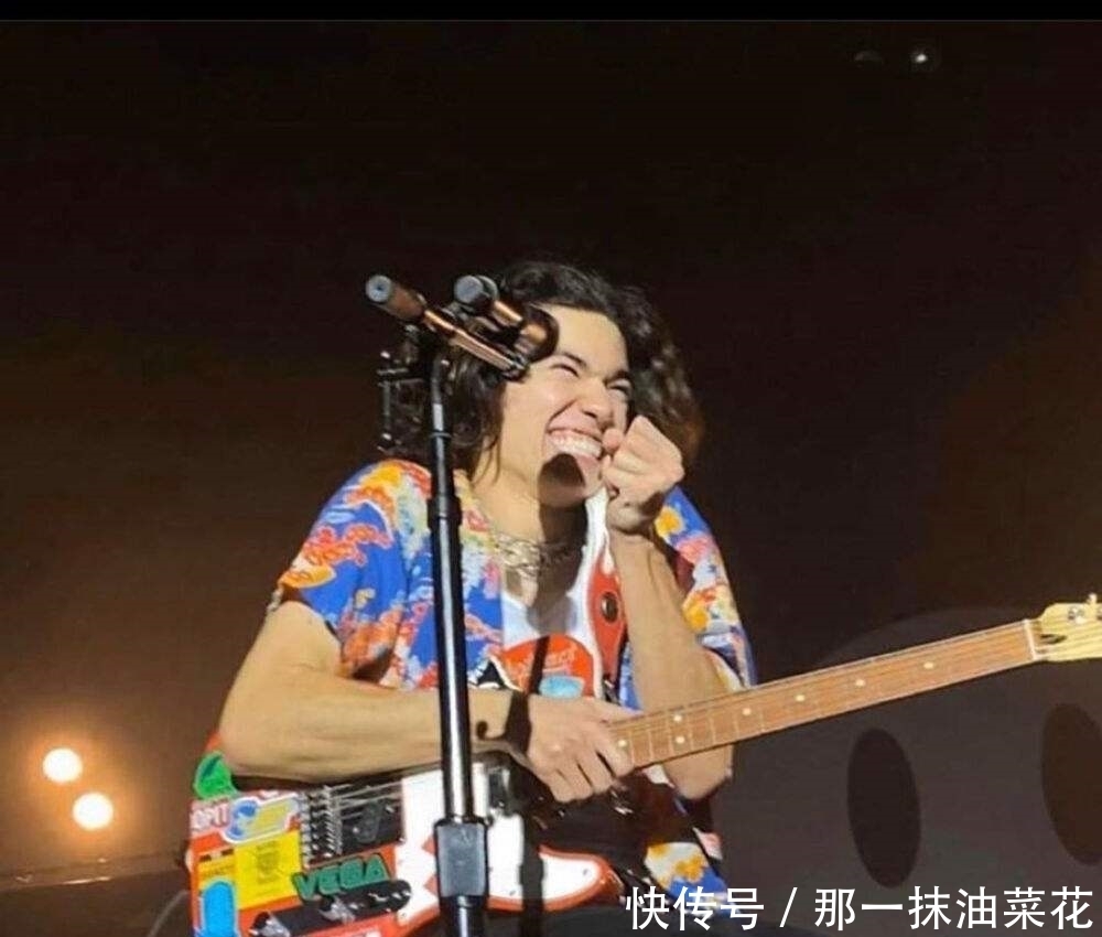 霉霉22歌词翻译 霉霉22歌词翻译