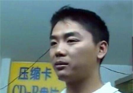 眼光|看看刘强东的眼光到底有多厉害，穷小子成大器精准的眼光是必须的