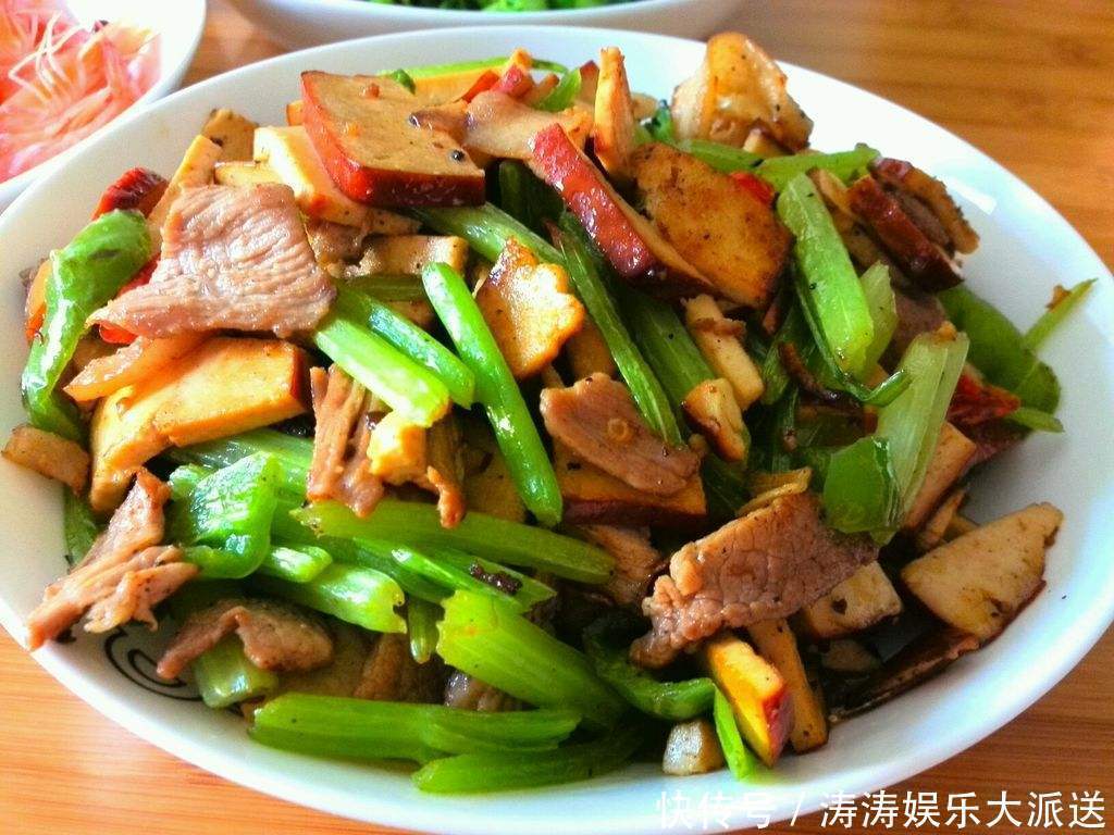 滑嫩|炒肉时多加一步,鲜嫩美味不粘锅,孩子们抢着吃,美容养颜还滋补