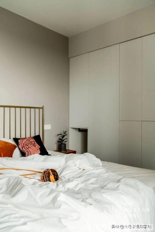 浴室柜|客厅没有茶几,空间却瞬间高级?看看她74㎡的家是怎么做的