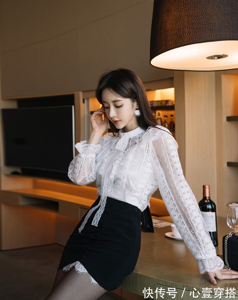 女神|女神孙允珠高清时尚搭配:樱落红寒冬幽露绫波层叠裙