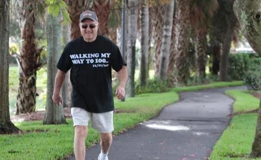 张大爷|98岁高寿老人每天坚持3件事,不招疾病,他的长寿秘笈,值得借鉴