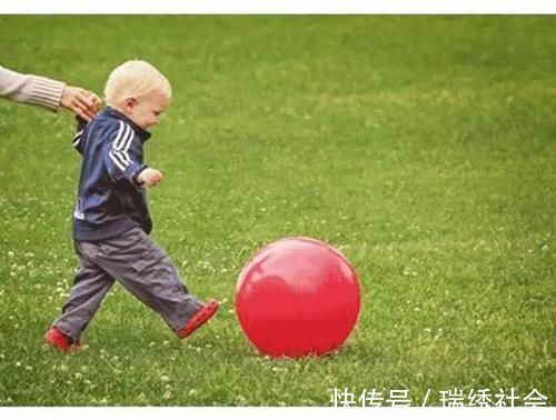 宝爸妈|宝爸妈必备:0-22个月宝宝『大动作能力训练』清单