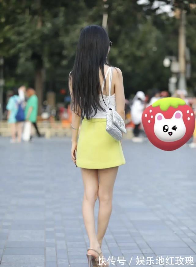 时光|“胯宽”要想穿短裙,从“A字裙”着手,化解烦恼又能惊艳时光!