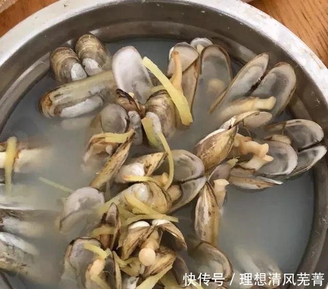 蛏子最好吃的做法,没有之一 每次吃都是连汤汁都不剩,百吃不厌