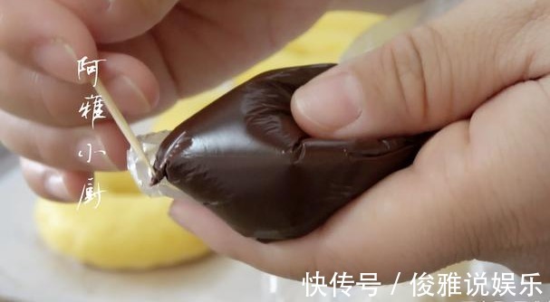 玉米面最好吃的做法,比蛋糕还好吃,粗粮中的精品,孩子一次吃俩