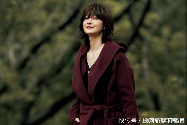 女人味|你妈过年烫头了吗给妈妈们推荐三款发型,时髦减龄又有女人味