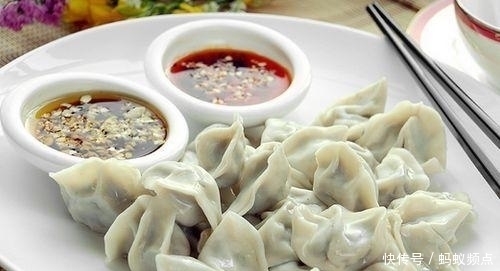 婆婆舍不得买菜用它包饺子,气得我直瞪眼,出锅后吃得最多是我
