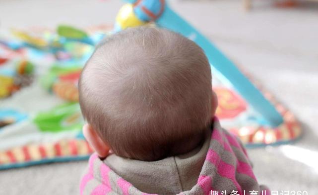 宝宝|宝宝一入睡就满头大汗,是火气大还是缺维生素?原因并不简单