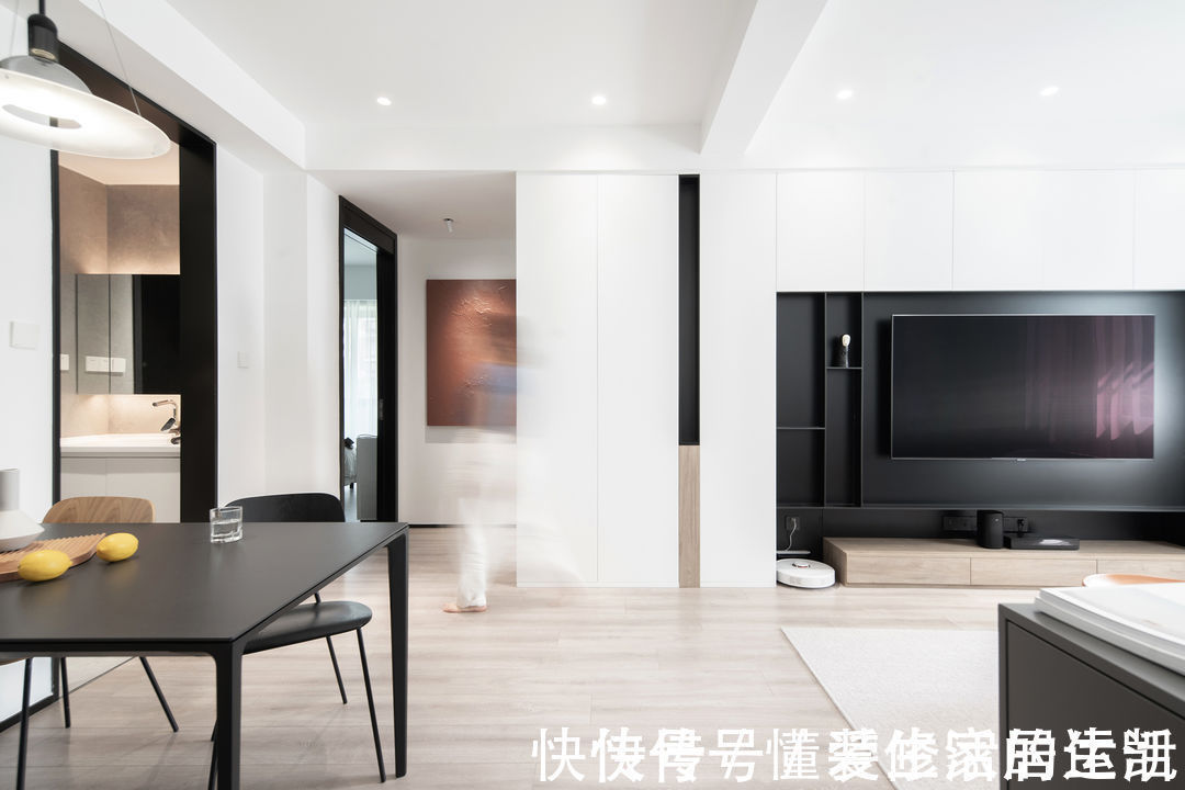 隔墙|80㎡实用主义装修,简约黑白灰色调,全屋简单又大气