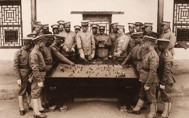 月俸|北洋新军的待遇如何?正一品大学士的月俸,远不及一个营长