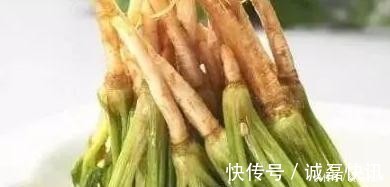 细嫩 聪明的女人用它护肤,每天煮水喝,细嫩肌肤,可很多人都扔了!