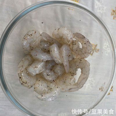 蒸虾|鲜虾啤酒｜金针粉丝蒸虾｜小酌夏夜