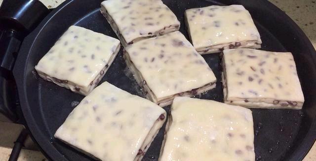 好吃|如果你家里有面粉,你必须试试很容易让它变得柔软和甜美比油条还好吃