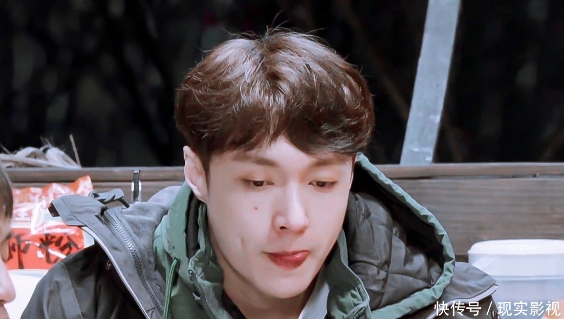 张艺兴：我现在太封闭了