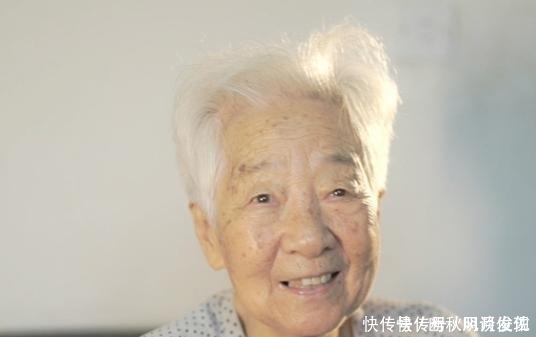 痛心继歌唱家克里木仙逝,著名表演艺术家于蓝去世,享年99岁