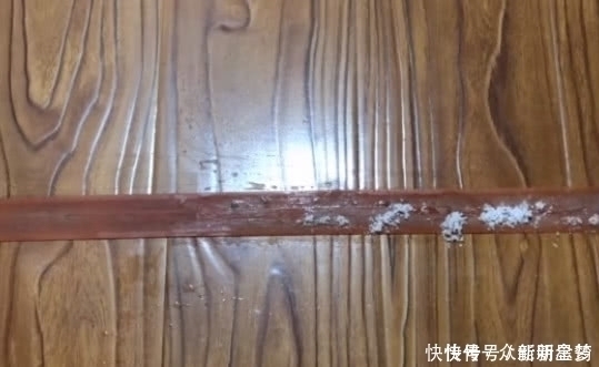 食盐|门口撒一把食盐,很多人都不清楚有啥用,还好知道的早,方法真棒