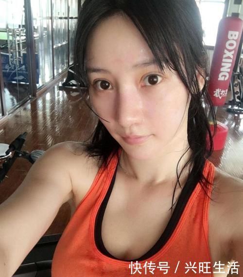 长期|“长期化妆”VS“长期素颜”皮肤的4大差别,看完都不敢化妆了!