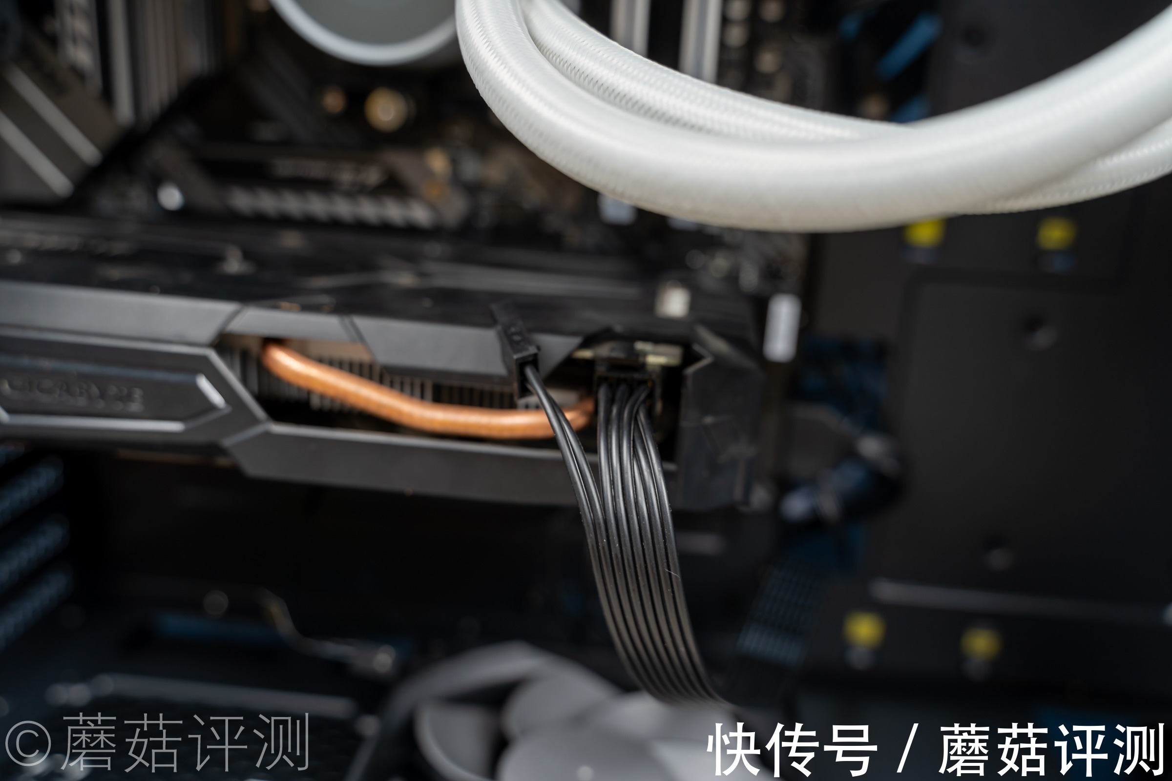 微星|显卡价格持续走高，蘑菇无奈只能捡垃圾、技嘉GTX1050Windforce显卡