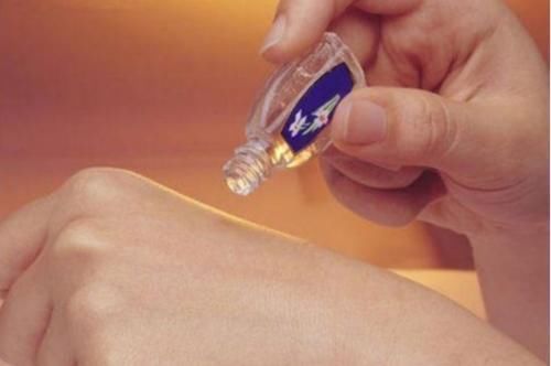 一滴风油精,能治“5种病”风油精的5个妙用,了解一下受益一生