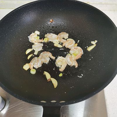 虾仁|虾仁炒西兰花