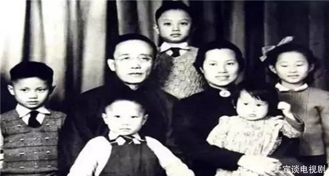 郭沫若|郭沫若一生才情非凡,3任妻子生了11个子女,3位曾在中科院就职