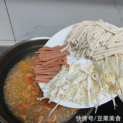 金针菇|减肥必备 简单 好做又好吃的胡辣汤