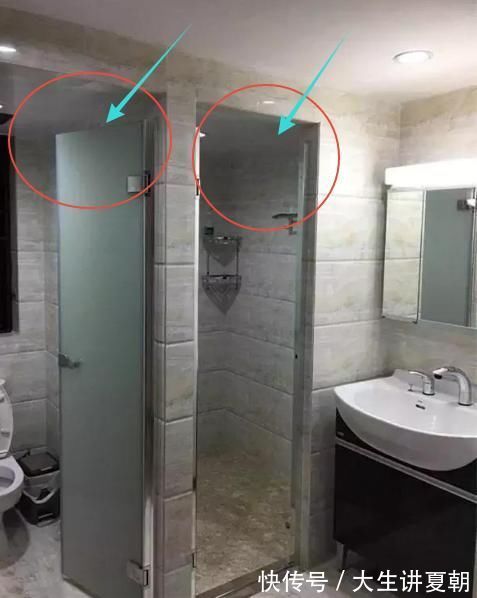 罗马杆|老公坚持在卫生间装两个门，为此我们大吵一架，入住后才知多实用