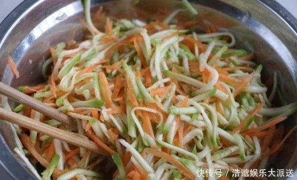 挑食|馄饨小西葫芦,做早餐,儿子一口,不要再挑食了