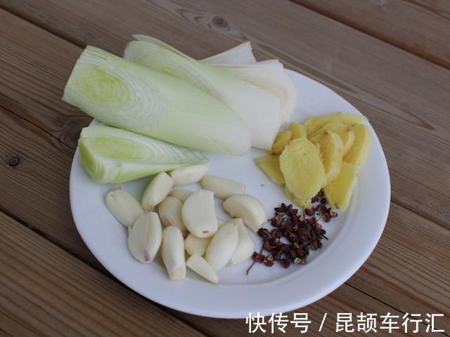 香菇|小鸡炖蘑菇,记住“一泡二煸三多放四不用”,因地制宜选蘑菇