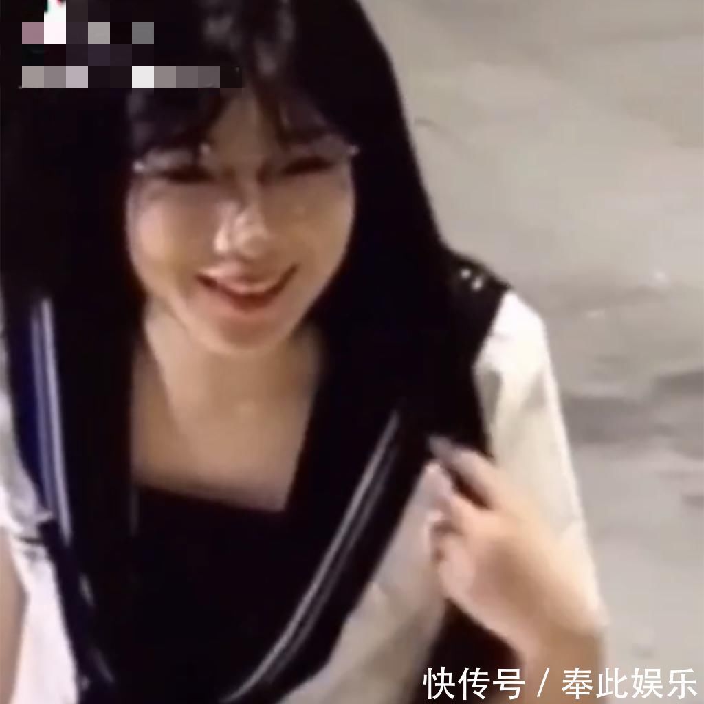 照片|漫展事件发酵4天,一张JK小姐姐“笑颜”照片不胫而走,看清模样后,爱了