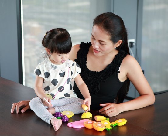 神经元|要宝宝聪明,要抓住两个高峰期:一个在出生之前,一个在出生以后