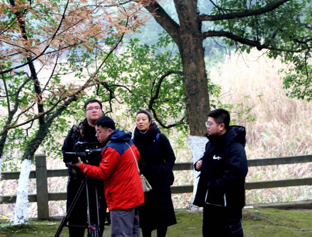 记住|记住乡愁栏目摄制组一行走进陶渊明纪念馆