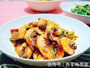 水煮蛋|美食推荐酱烧虾、豆角炖土豆、荷叶糯米鸡、火腿面条的做法